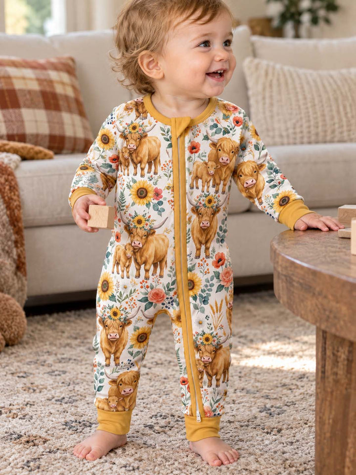 Highland Cow Flower Garden Bamboo Convertible Zippy