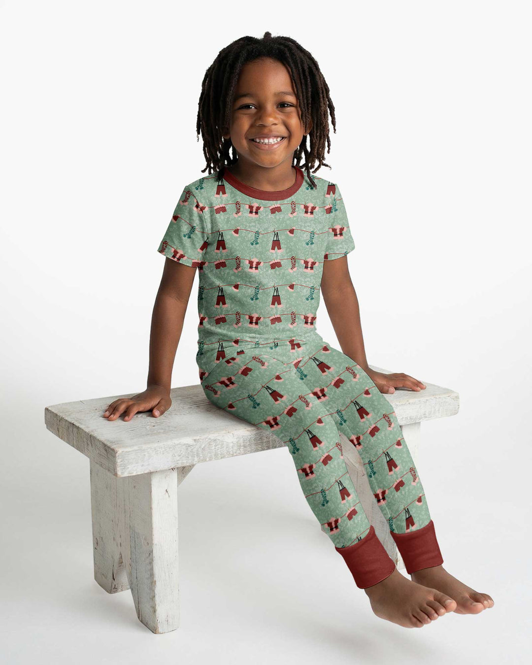Santa In The Snow Bamboo Two Piece Short Sleeve Pajama Set