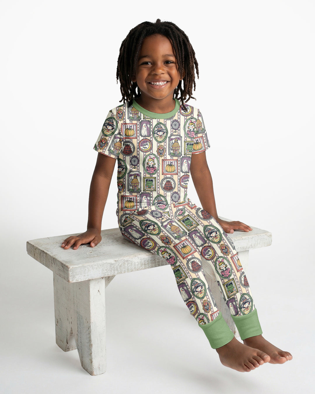 Vintage Halloween Ghost Pumpkin Portraits Bamboo Two Piece Short Sleeve Pajama Set