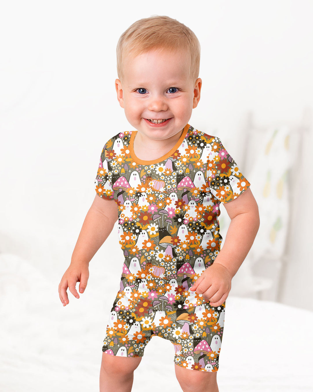 Retro Ghost Mushroom Floral Halloween Bamboo Two Piece Short Sleeve Shorts Pajama Set