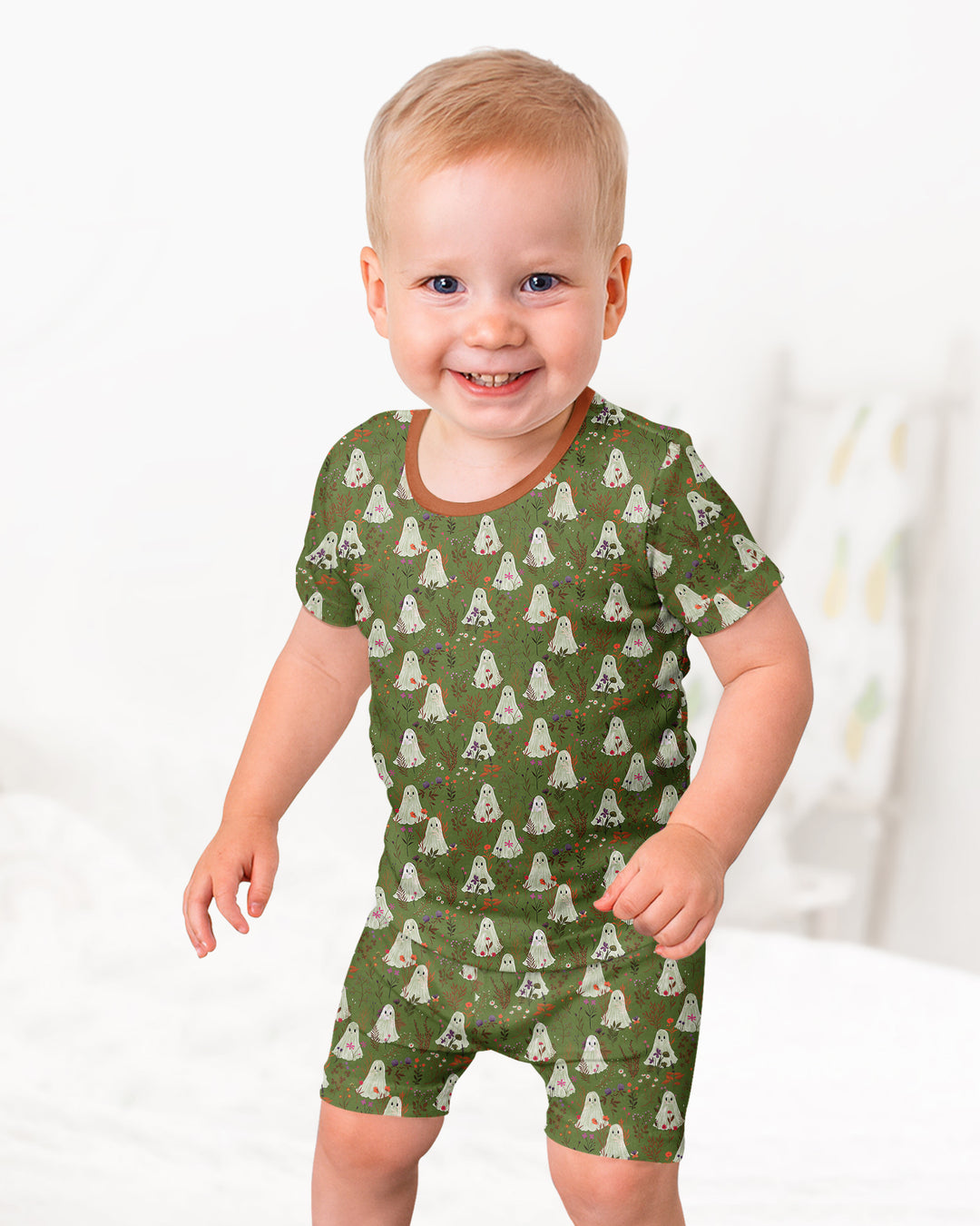 Cute Ghost Halloween Moss Green Floral Bamboo Two Piece Short Sleeve Shorts Pajama Set