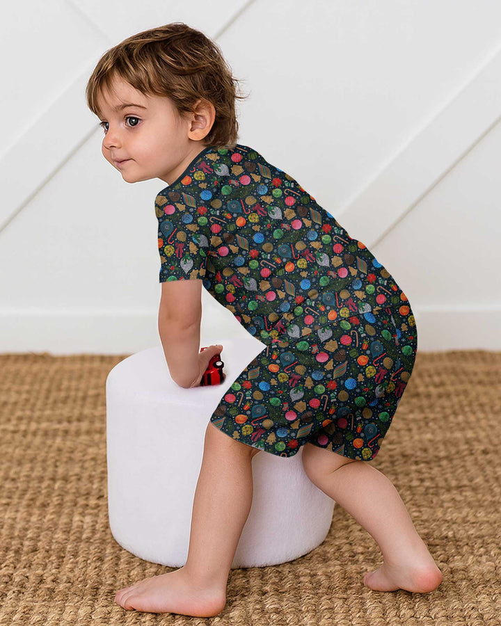 Holiday Ditsy Bamboo Two Piece Short Sleeve Shorts Pajama Set