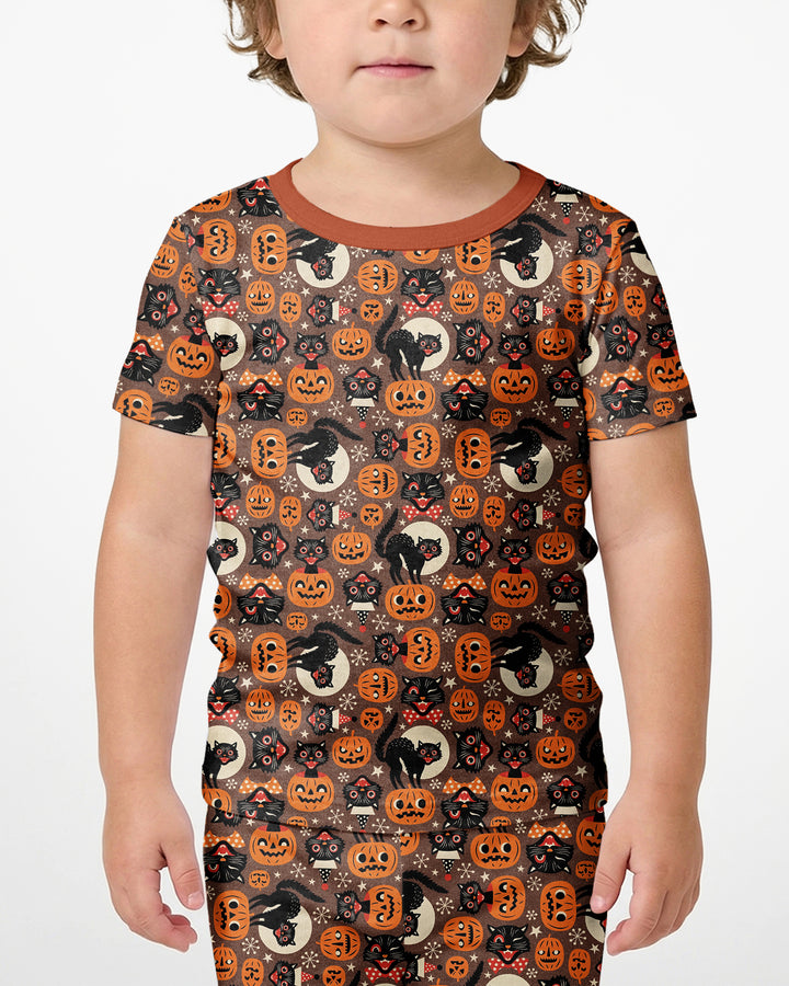 Vintage Halloween Black Cat Pumpkin Bamboo Two Piece Short Sleeve Shorts Pajama Set
