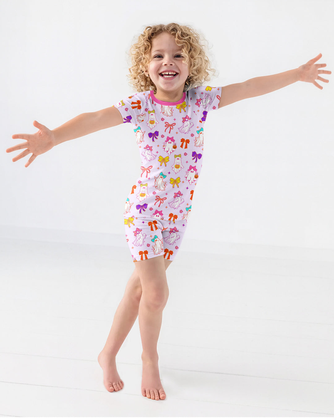 Coquette Ghost & Bow Bamboo Two Piece Short Sleeve Shorts Pajama Set