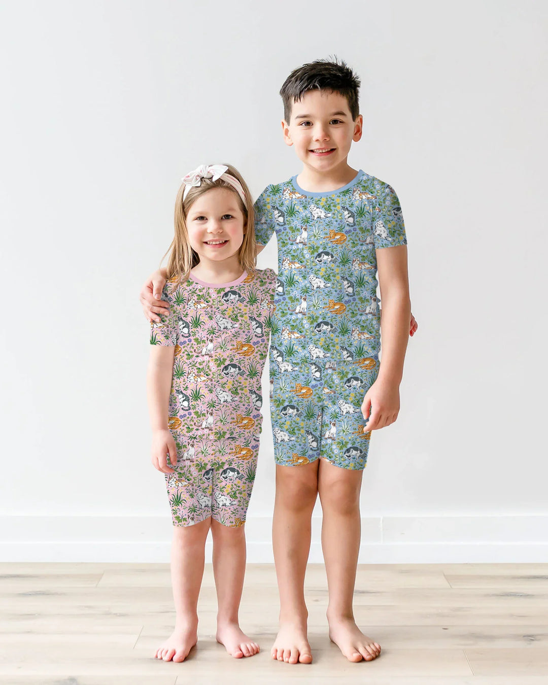 Kitten Garden Family Matching Bamboo Two Piece Short Sleeve Shorts Pajama Set