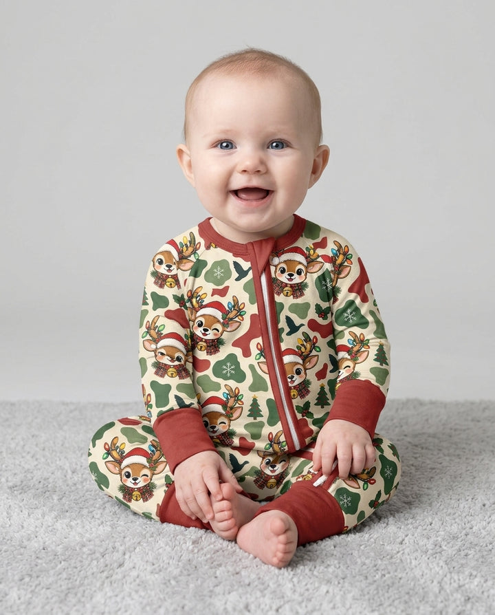 Christmas Deer Hunting Camo Bamboo Convertible Zippy