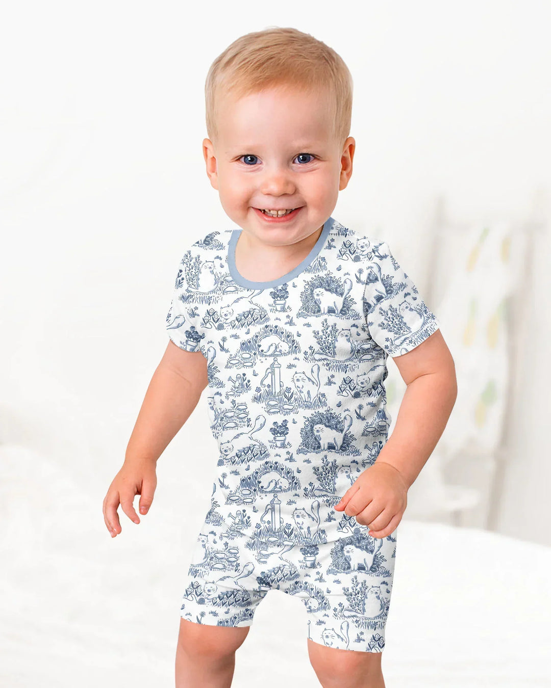 Toile Cats Bamboo Two Piece Short Sleeve Shorts Pajama Set