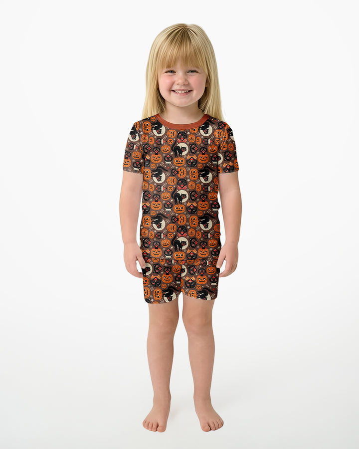 Vintage Halloween Black Cat Pumpkin Bamboo Two Piece Short Sleeve Shorts Pajama Set