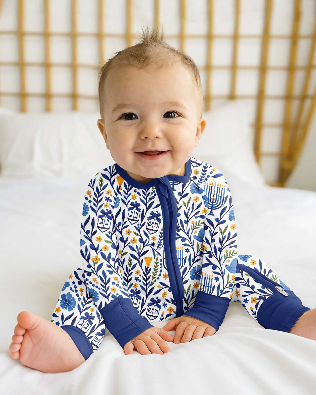 Hanukkah Toile Bamboo Convertible Zippy