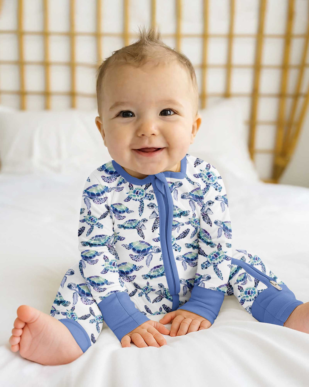 Sea Turtle Dream Bamboo Convertible Zippy
