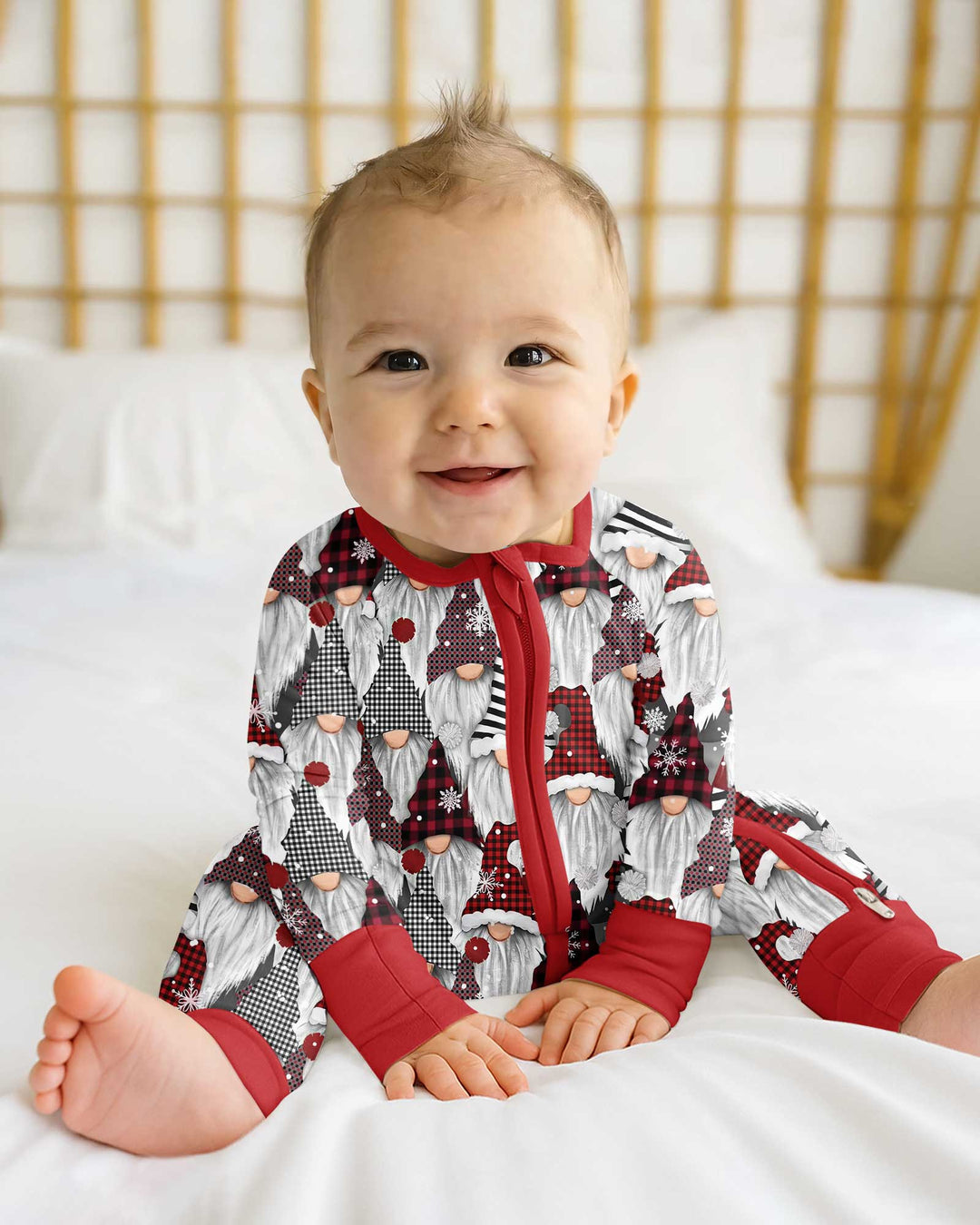 Christmas Gnome Bamboo Convertible Zippy