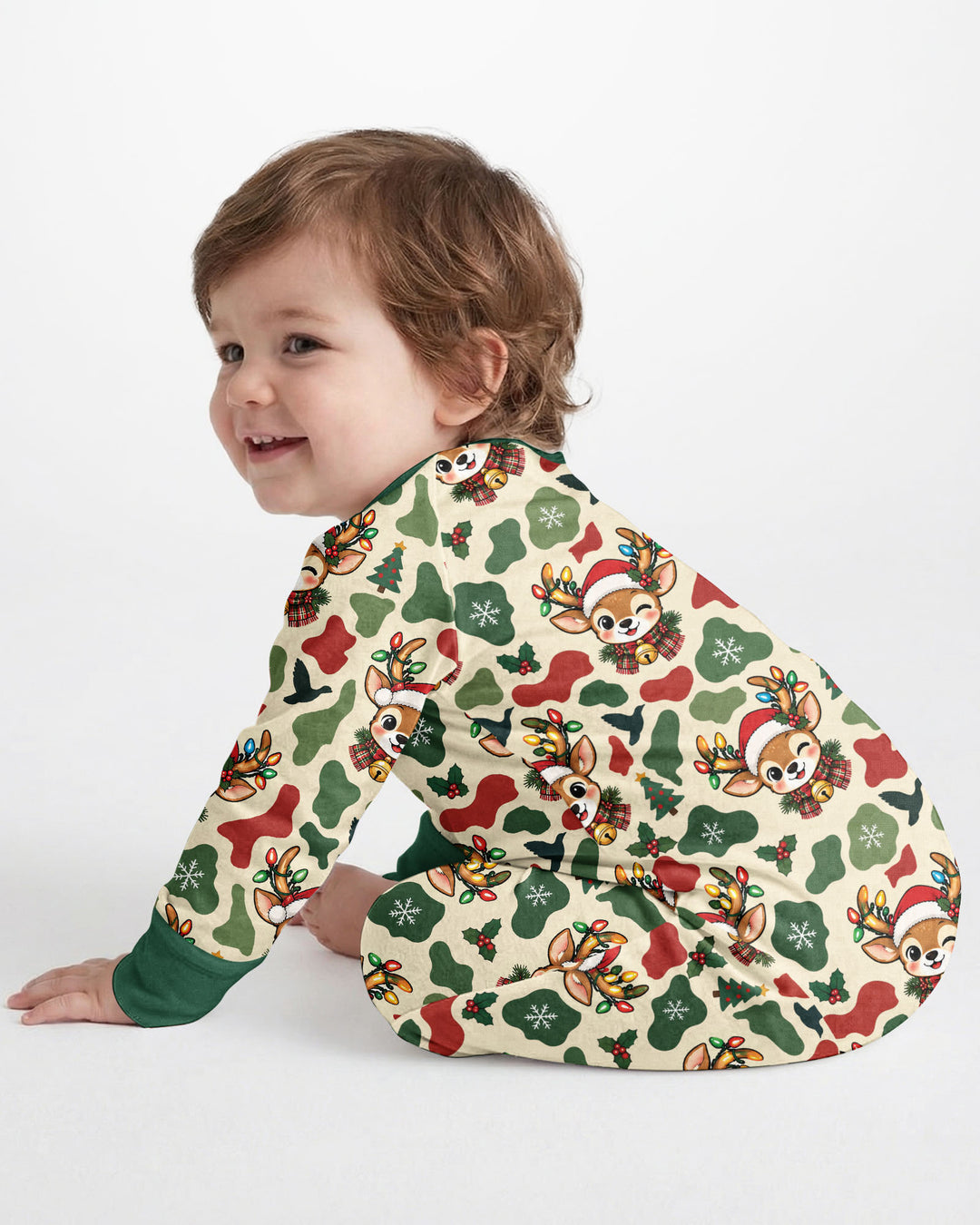 Christmas Deer Hunting Camo Bamboo Convertible Zippy
