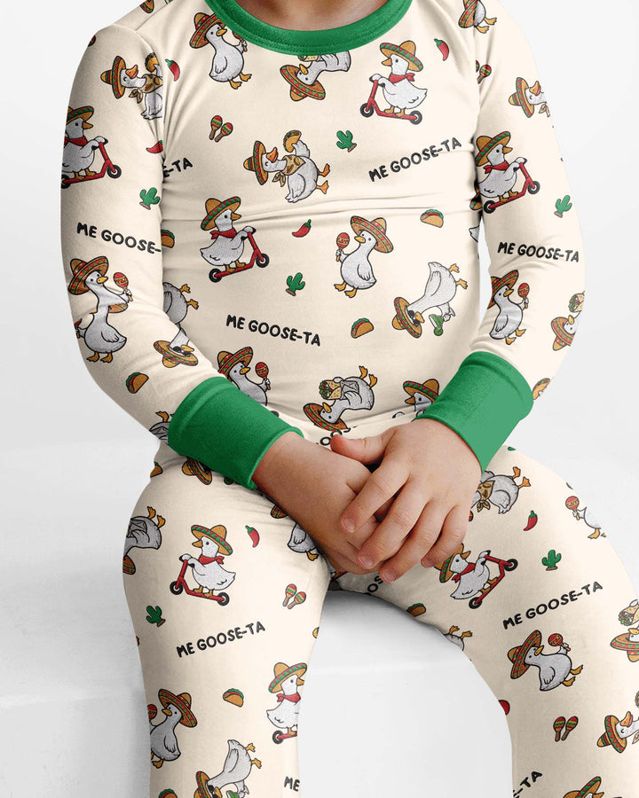 Me-Goose-Ta Bamboo Two Piece Long Sleeve Pajama Set