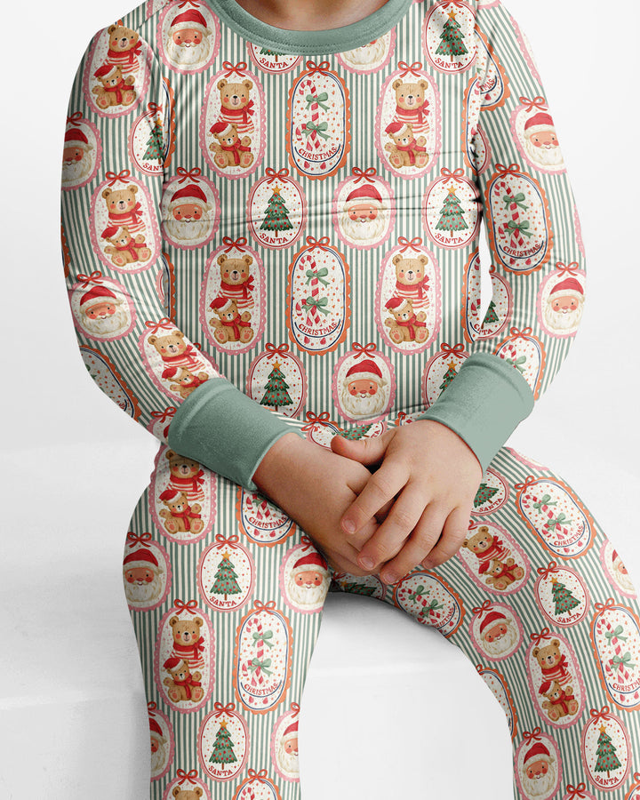 Vintage Christmas Keepsakes Bamboo Two Piece Long Sleeve Pajama Set