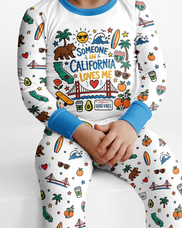 Someone in California Loves Me Bamboo Two Piece Long Sleeve Pajama Set (A)