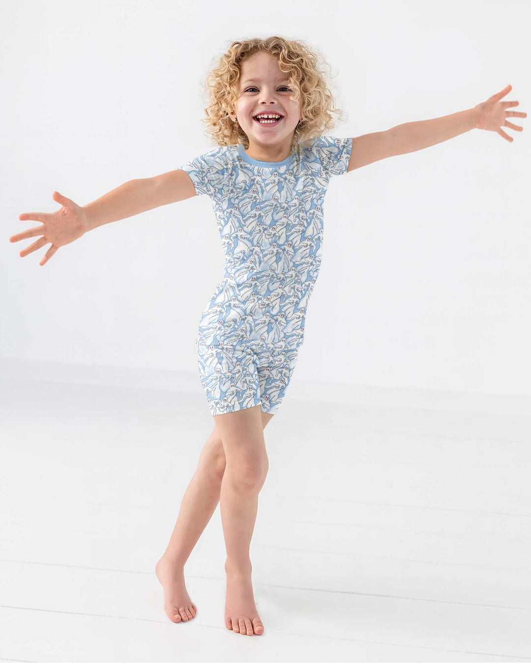 Ghostly Threads Bamboo Two Piece Short Sleeve Shorts Pajama Set