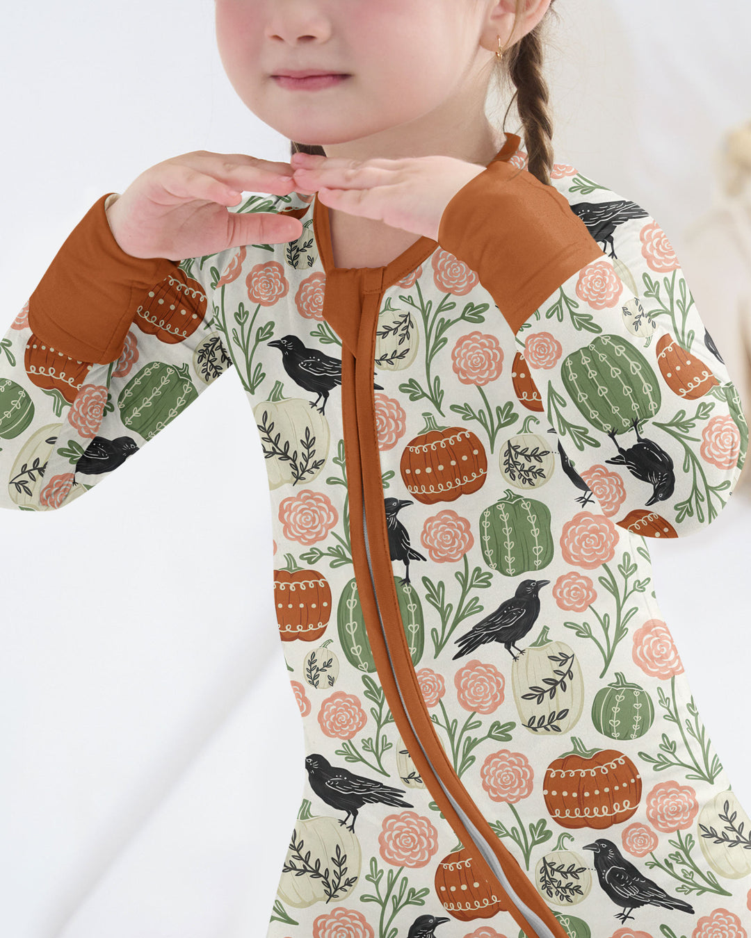 Country Crows with Mums and Pumpkins Bamboo Convertible Zippy