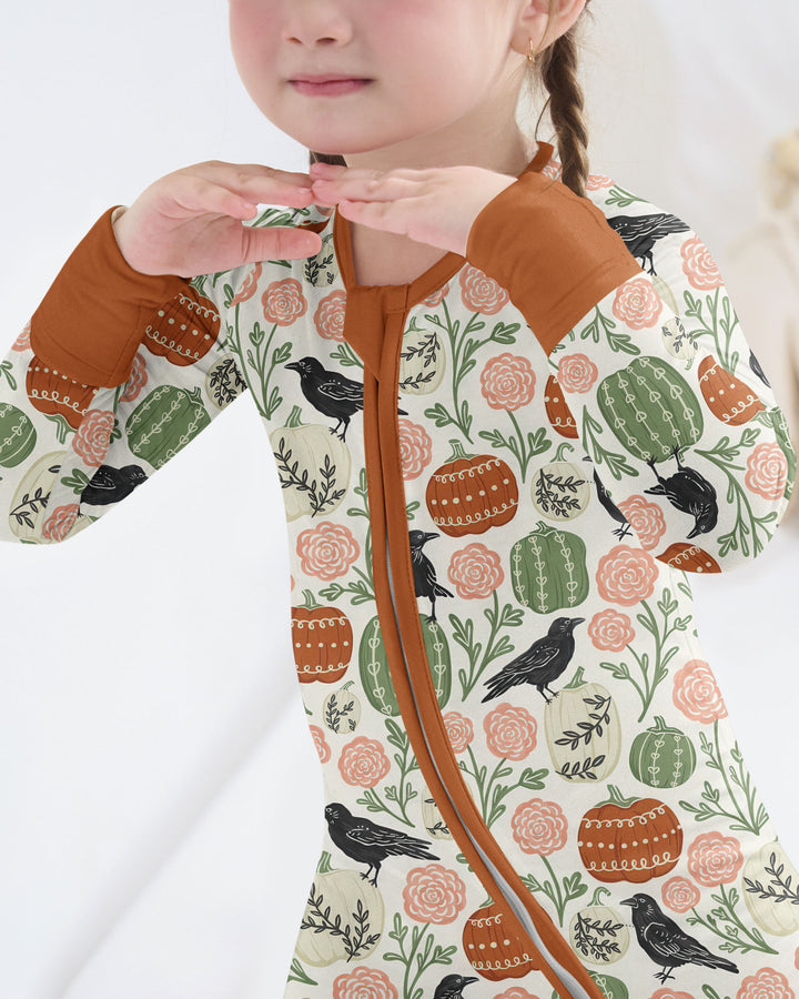 Country Crows with Mums and Pumpkins Bamboo Convertible Zippy