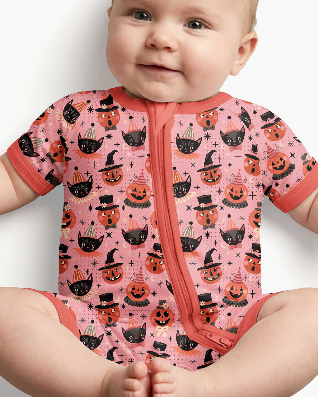 Retro Halloween Cats and Funny Pumpkins Bamboo Shorty Zippy
