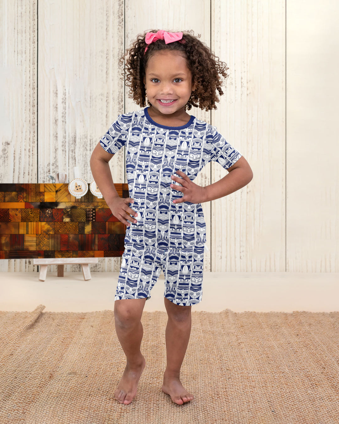 Friendly Totem Pole Figures Bamboo Two Piece Short Sleeve Shorts Pajama Set