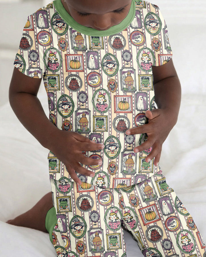 Vintage Halloween Ghost Pumpkin Portraits Bamboo Two Piece Short Sleeve Pajama Set