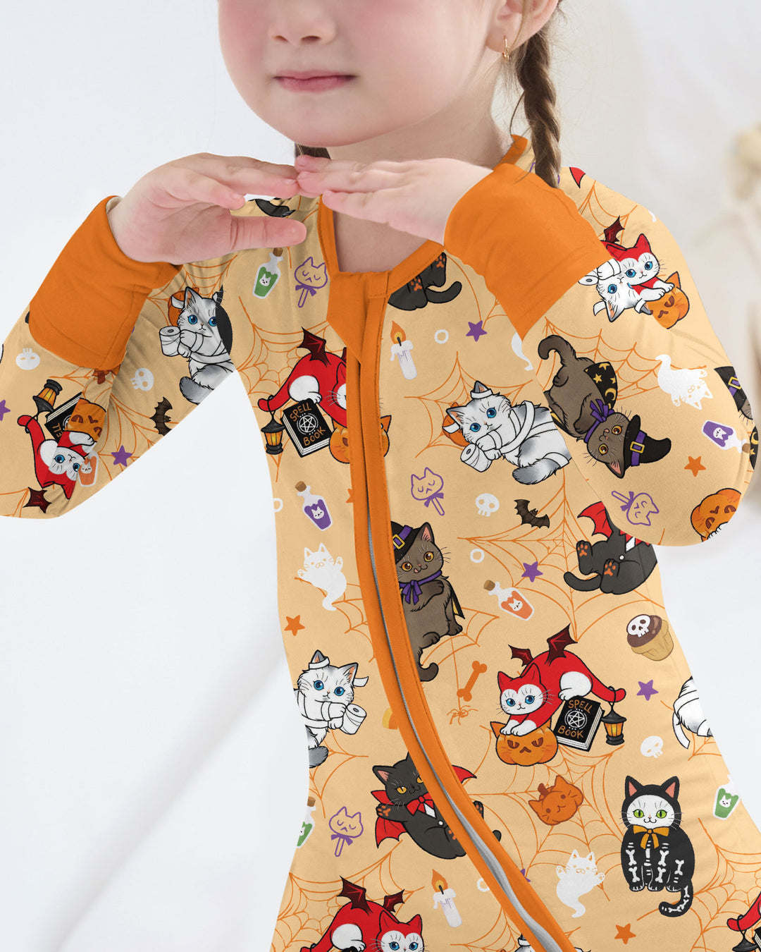 Spooky Kittie Bamboo Convertible Zippy