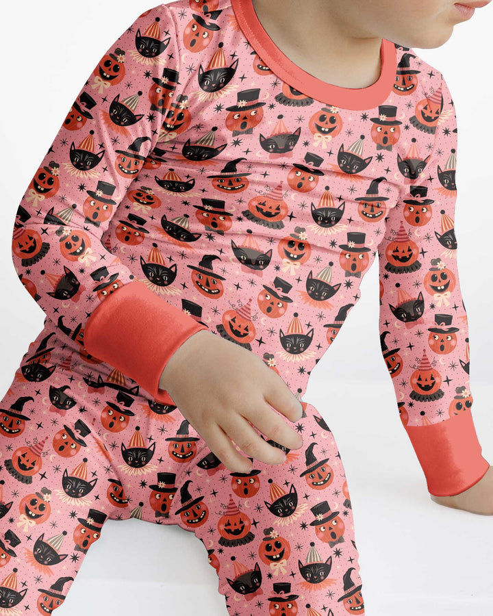 Retro Halloween Cats and Funny Pumpkins Bamboo Two Piece Long Sleeve Pajama Set