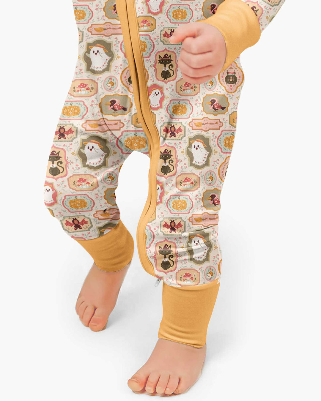 Cute Vintage Magical Cottage Style Halloween Bamboo Convertible Zippy