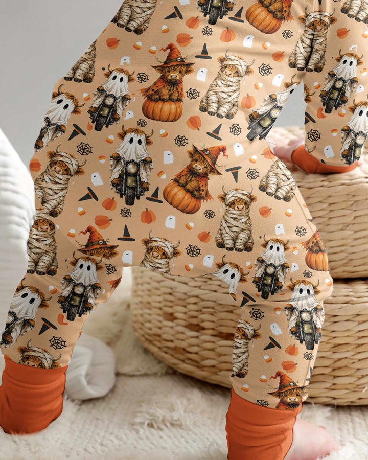 Funny Halloween Highland Cow Bamboo Convertible Zippy