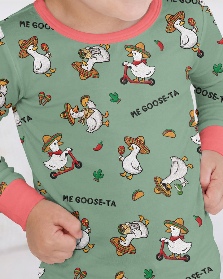 Me-Goose-Ta Bamboo Two Piece Long Sleeve Pajama Set
