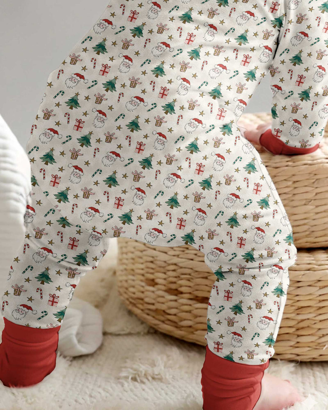 Snowy Santa Bamboo Convertible Zippy