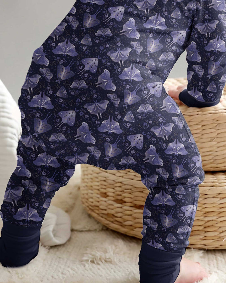 Very Peri Moths Bamboo Convertible Zippy