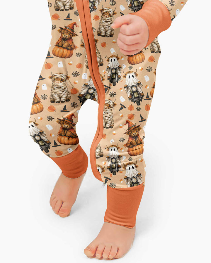 Funny Halloween Highland Cow Bamboo Convertible Zippy