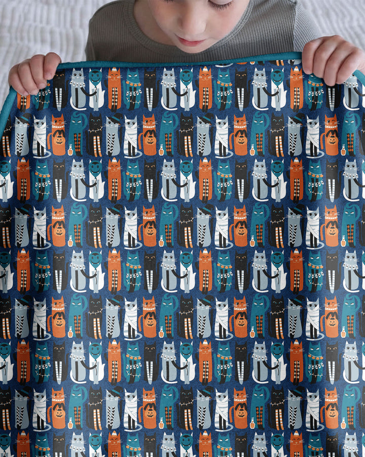 Retro Halloween Cat Bamboo Blanket