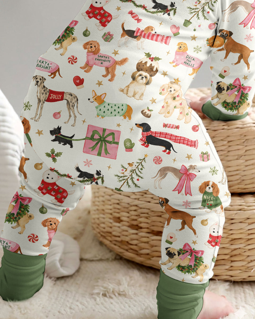 Festive Dog Merry Woofmas Bamboo Convertible Zippy