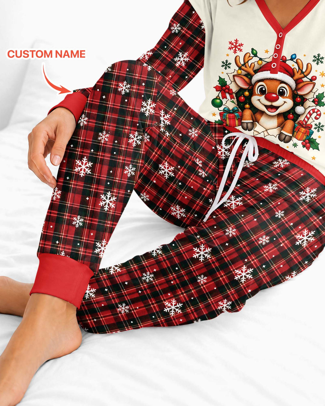 Cute Reindeer in Santa Hat Bamboo Women Pajama Set