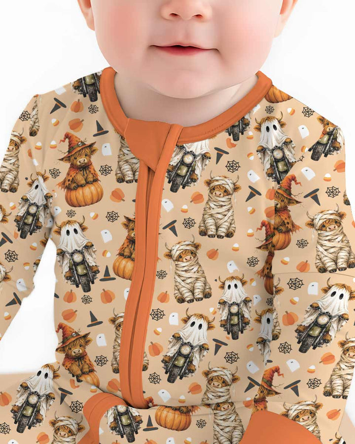 Funny Halloween Highland Cow Bamboo Convertible Zippy