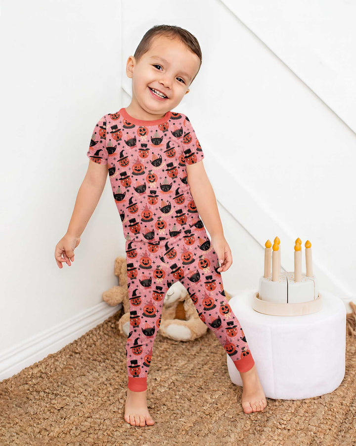 Retro Halloween Cats and Funny Pumpkins Bamboo Two Piece Short Sleeve Pajama Set