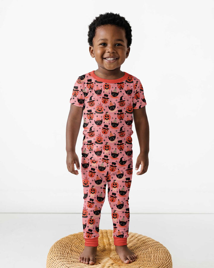 Retro Halloween Cats and Funny Pumpkins Bamboo Two Piece Short Sleeve Pajama Set