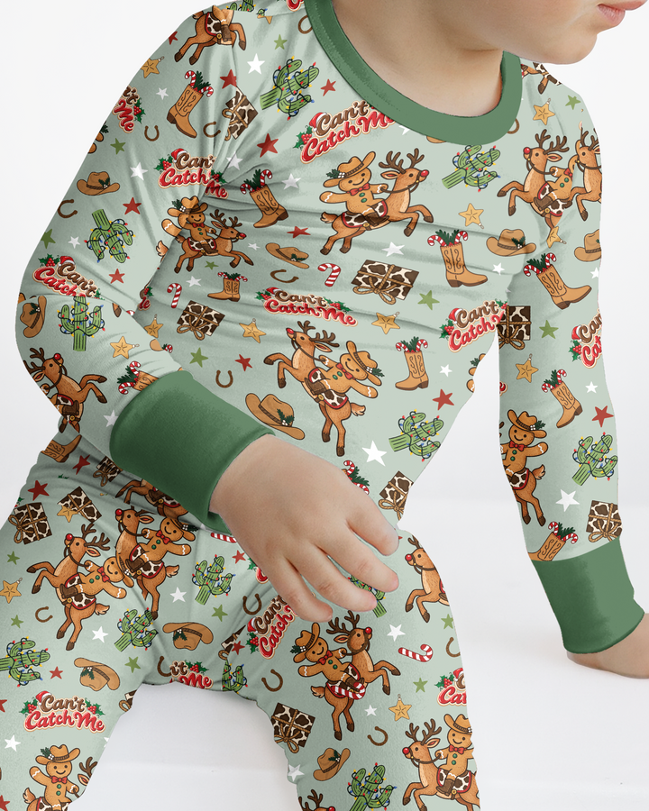 Can't Catch Me Bamboo Two Piece Long Sleeve Pajama Set