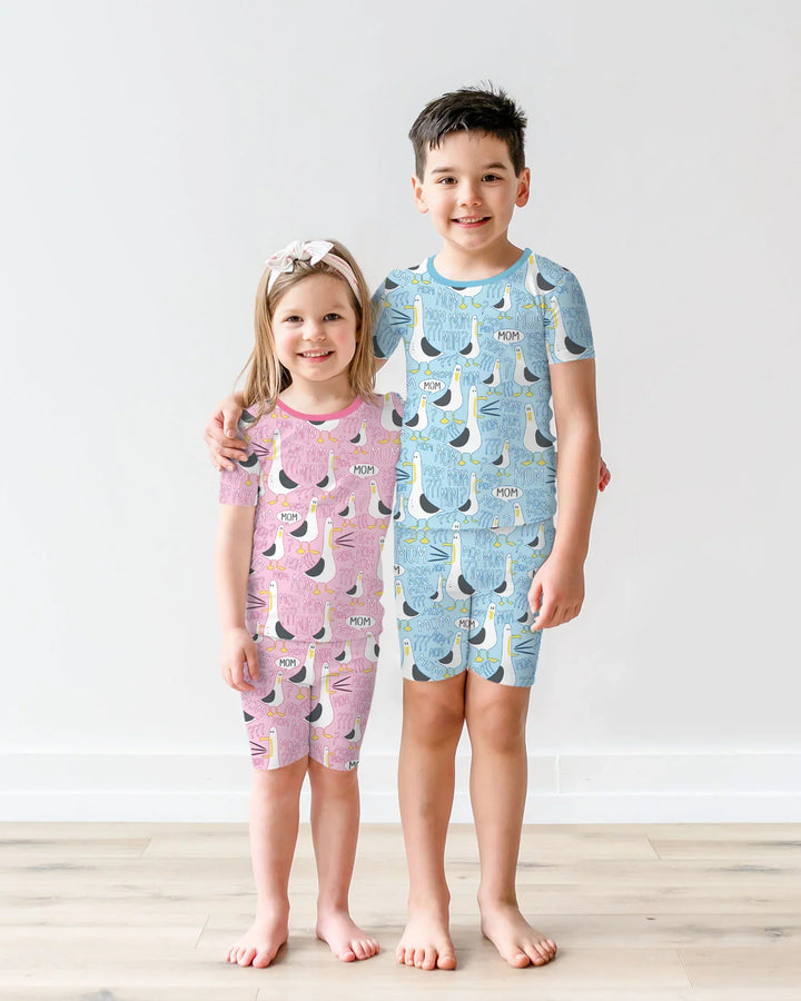 Funny Seagull MOM Two Piece Short Sleeve Shorts Pajama Set