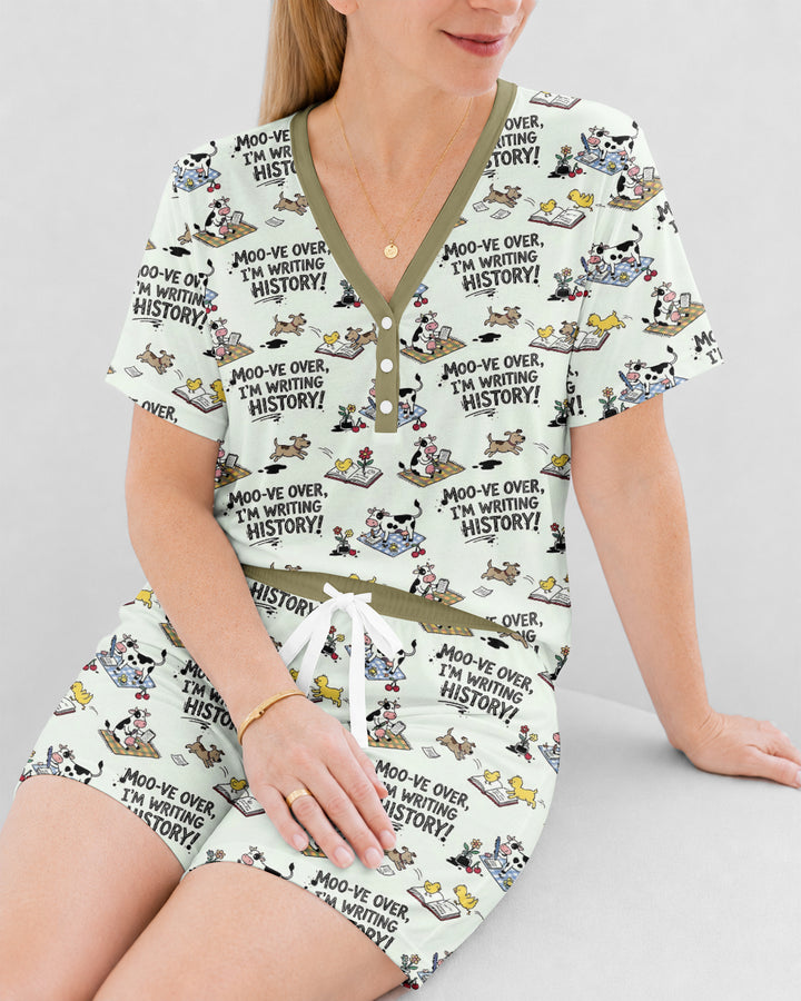 Writing Moo History Bamboo Women Short Sleeve Short Pajama Set