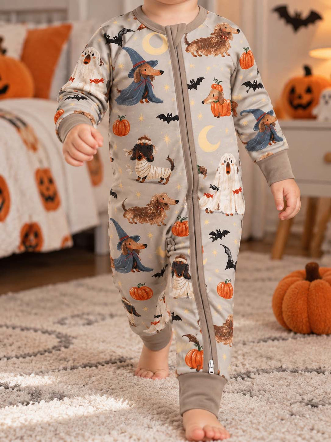 Spooky Dachshund Halloween Night Bamboo Convertible Zippy