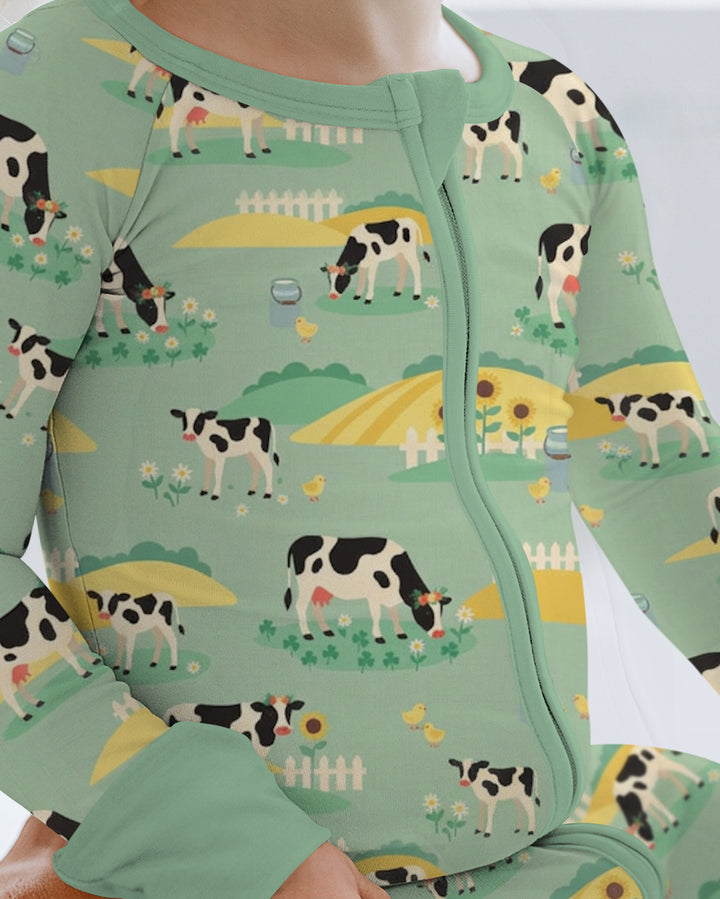 Pasture Sunlit Waltz Bamboo Convertible Zippy