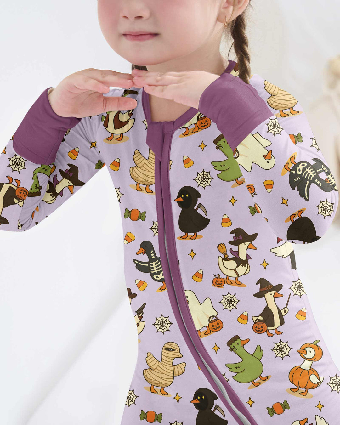 Spooky Goose Bamboo Convertible Zippy