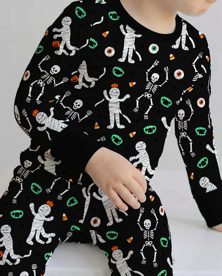 Glow In The Dark Spooky Mummy Skeleton Mix Bamboo Two Piece Long Sleeve Pajama Set