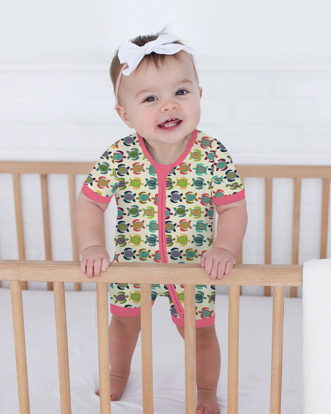 Happy Turtle Parade Bamboo Shorty Zippy
