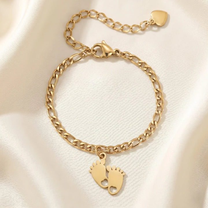 Tiny Steps: Personalized Baby Feet Anklet