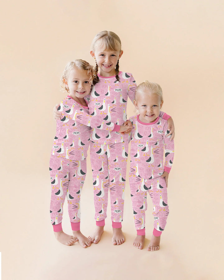 Funny Seagull MOM Two Piece Long Sleeve Pajama Set