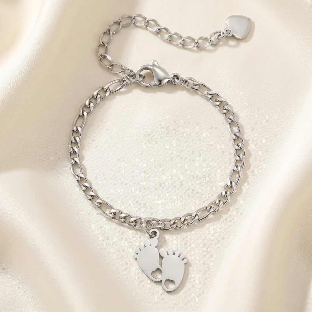 Tiny Steps: Personalized Baby Feet Anklet